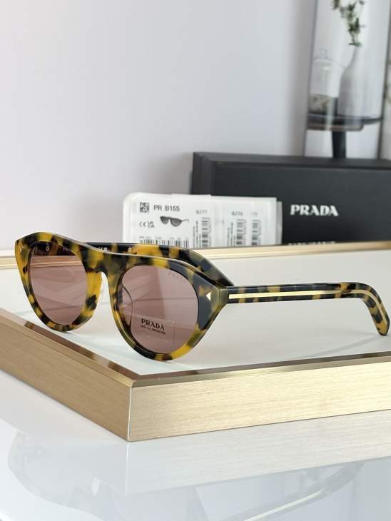 Picture of Prada Sunglasses _SKUfw79684036fw